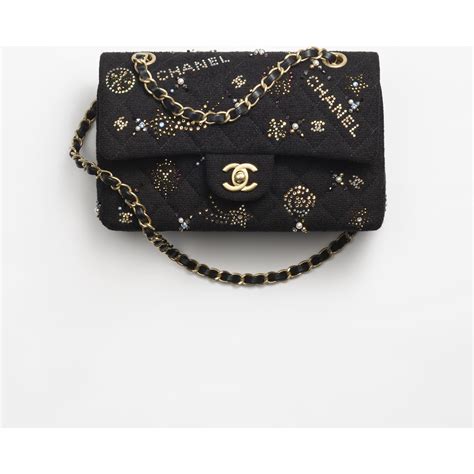 caviar pebble chanel|Small classic handbag, Grained calfskin & gold.